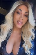 Roma Trans Camilla Brazil 389 90 59 453 foto selfie 4